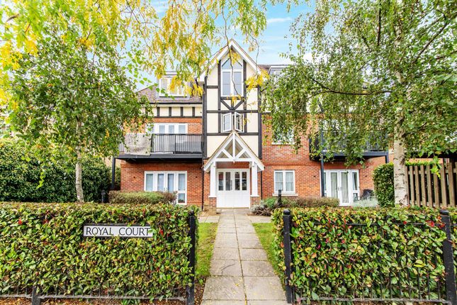 Thumbnail Flat for sale in Holders Hill Road, Mill Hill