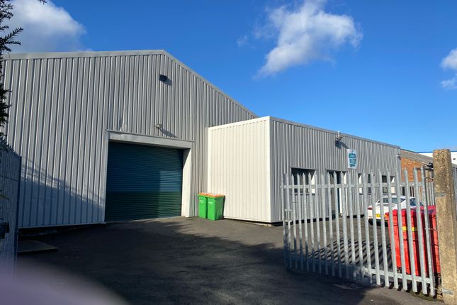Warehouse to let in Unit 4 Vestry Trading Estate, Vestry Road, Sevenoaks
