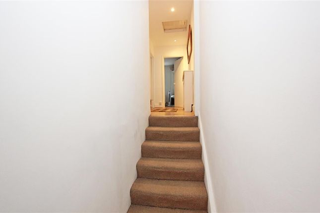 Flat for sale in Avondale Road, South Croydon