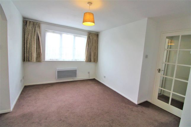 Thumbnail Studio to rent in Larmans Road, Enfield
