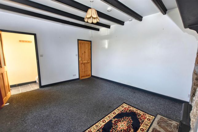 4, New Row, Redruth photo 3