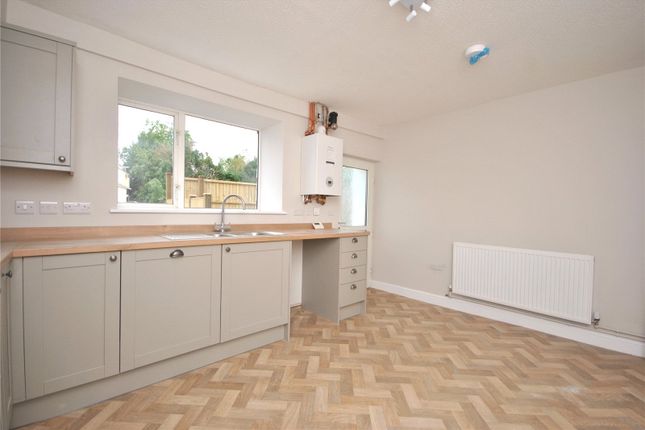87, High Street, Chard photo 4