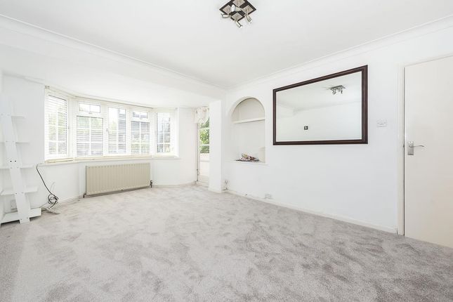 Thumbnail Maisonette to rent in Church Road, Long Ditton