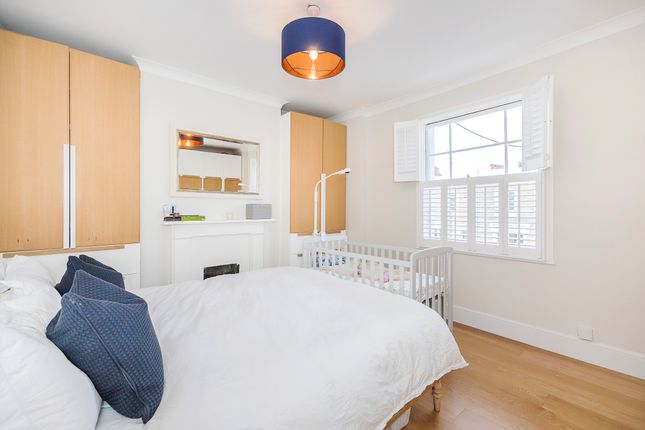 Terraced house for sale in Guildford Grove, London