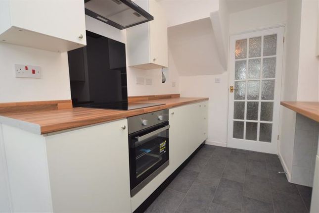 46, Garnett Crescent, Leicester photo 3
