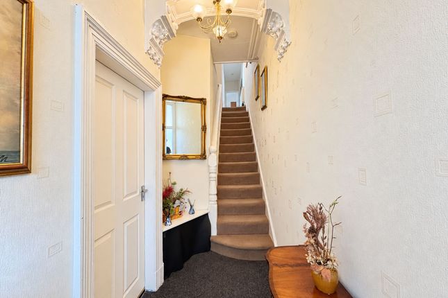 5 York Avenue, Southport photo 2