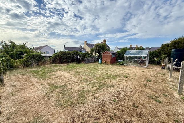 Brynhaf, Stryd Fawr, Llanon photo 4