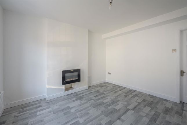 8, John Street, Stourbridge photo 4