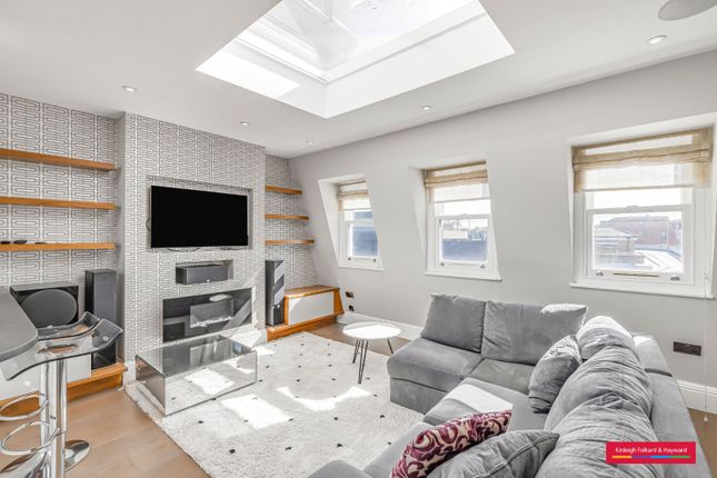 16B,, Dawes Road, London photo 4
