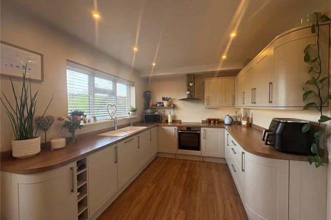 25, Lovett Road, Northamptonshire photo 3