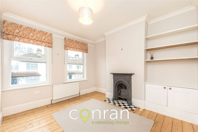 Flat to rent in Malyons Road, Ladywell