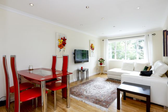 Parkside, London photo 2