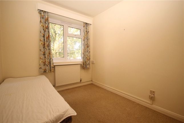 21,, Culworth House, Guildford photo 4