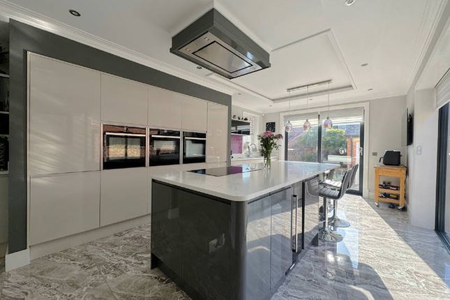 25, Riversleigh Avenue, Lytham St Annes photo 2