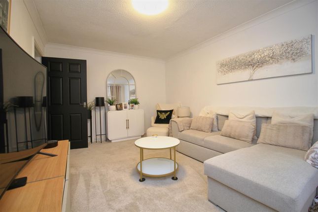 12, Laureate Way, Manchester photo 4