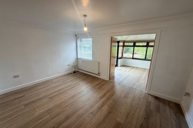 67, Pinecroft Avenue, Aberdare photo 4