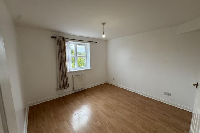 2 Hodson Place, Enfield photo 3