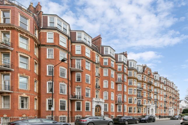 Flat to rent in Zetland House, Marloes Road