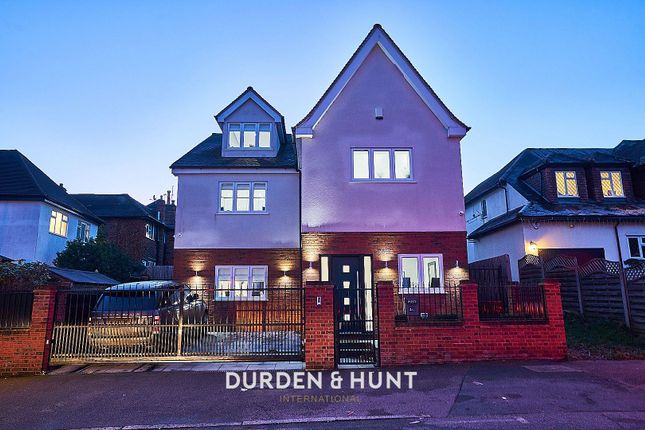Thumbnail Detached house for sale in Mount Pleasant Road, Chigwell