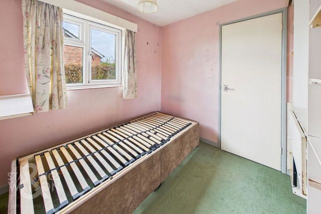12, Green Lane, Norwich photo 3