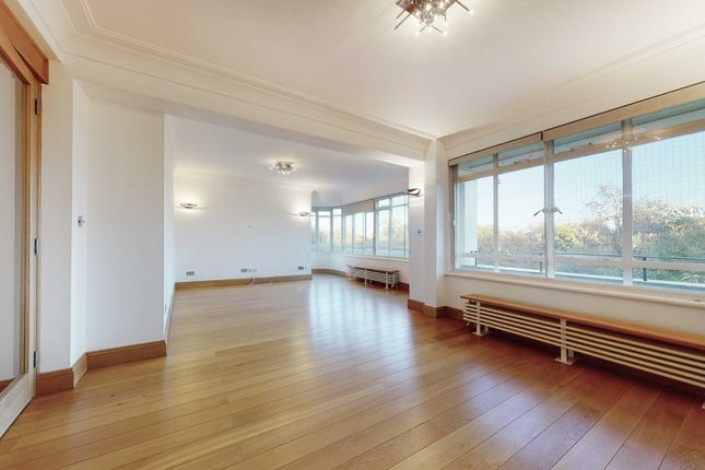 70, Viceroy Court, St John's Wood photo 2