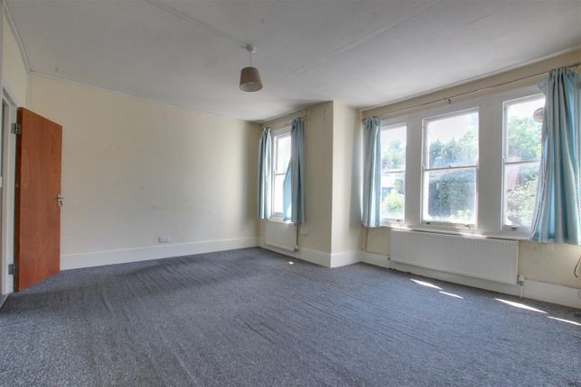 279b, Alexandra Park Road, London photo 3