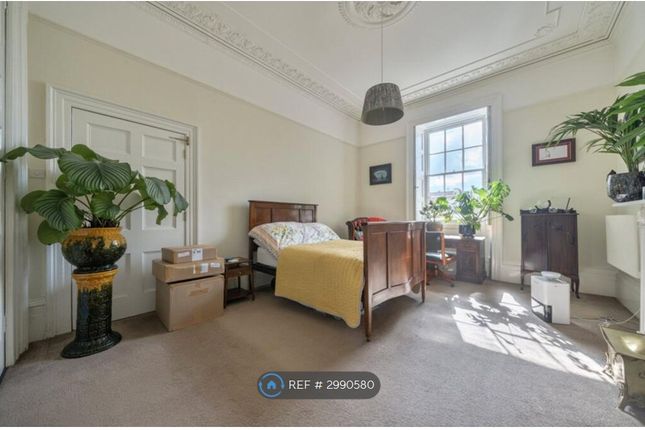 First Floor Flat, Caledonia Place, Bristol photo 4