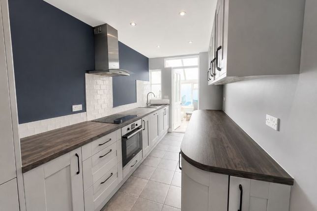 1, Wesley Terrace, Bideford photo 2