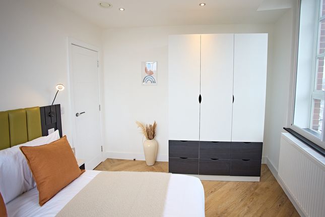 Apt 0204, Live Oasis Eastgate, 1 Eastgate Eastgate, Leeds photo 2