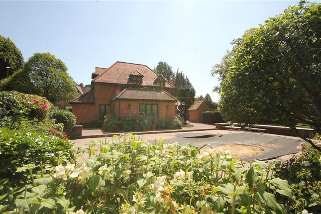 Detached house to rent in Ferry Lane, Wraysbury, Staines-Upon-Thames, Berkshire
