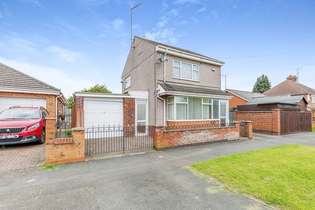 Detached house for sale in North Park Drive, Kettering
