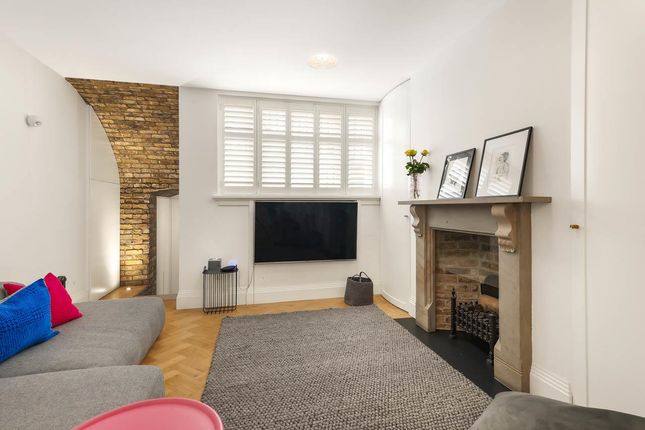 16, Montpelier Place, London photo 4