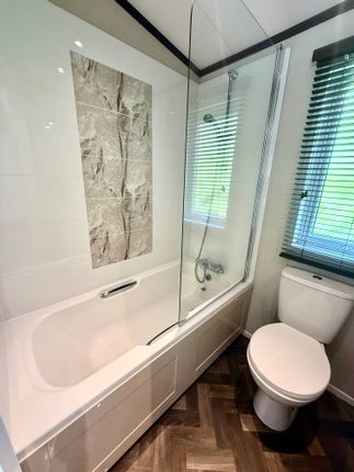 P29, Northwood caravan and lodge park, Tarporley photo 4