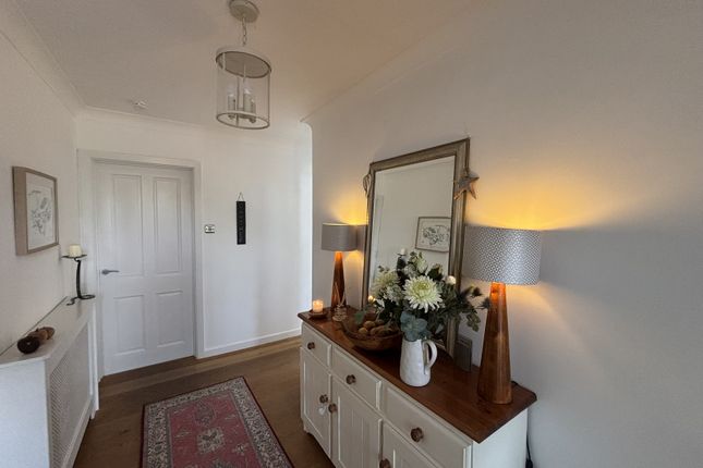12, Parc Cawdor, Llandeilo photo 2