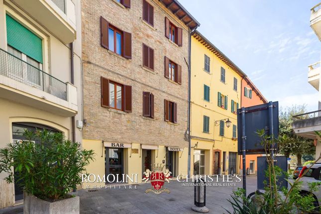 Thumbnail Hotel/guest house for sale in Umbertide, 06019, Italy