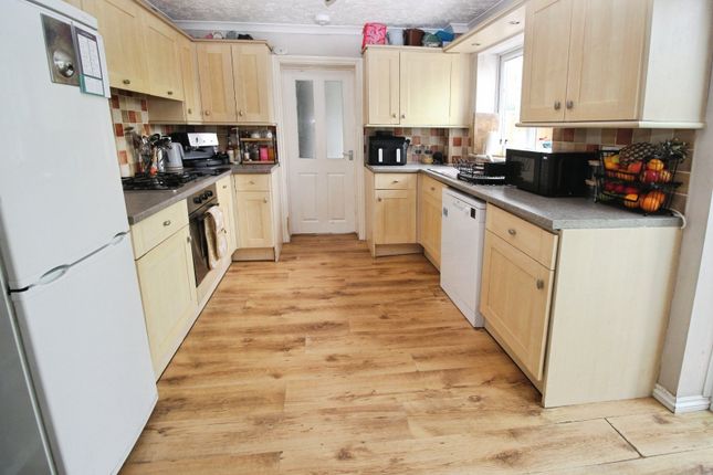 7, Braikenridge Close, North Somerset photo 4