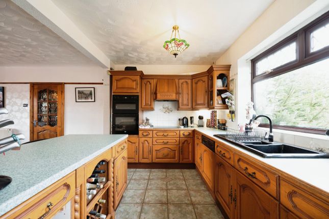 83, Southwood Road, Hampshire photo 3
