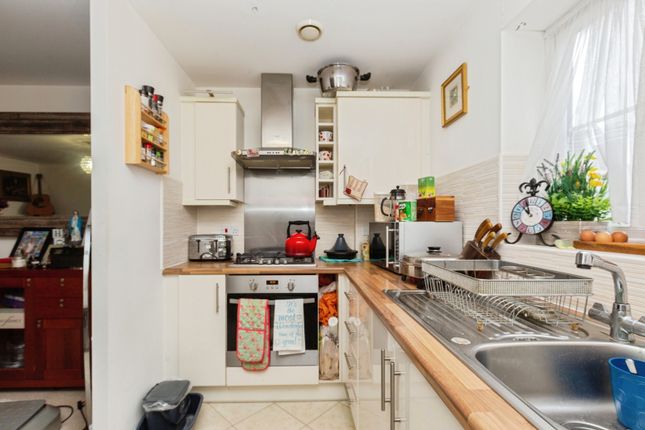 17, Barland Way, Buckinghamshire photo 4