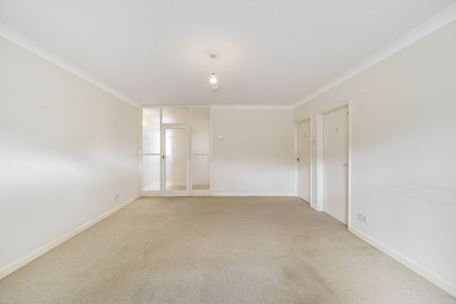 515, Victoria Road, Ruislip photo 3