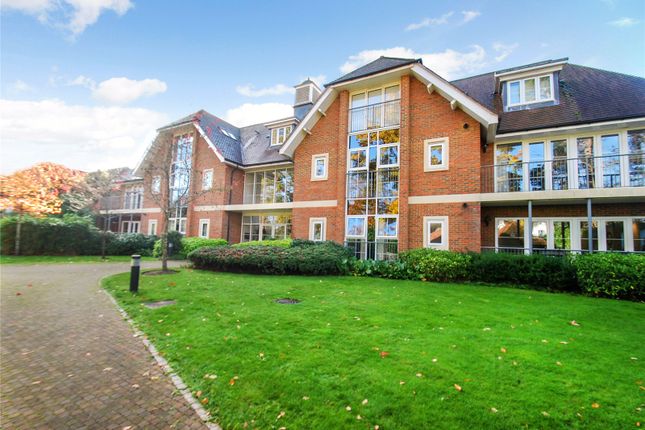 Thumbnail Flat for sale in Station Road, Beaconsfield, Buckinghamshire