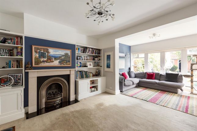20, Warboys Crescent, Highams Park photo 4