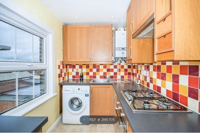 Leigham Court, Clyde Road, Wallington photo 4