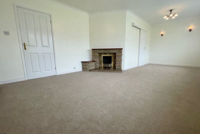 3, Moorhall Lane, STOURPORT-ON-SEVERN photo 3