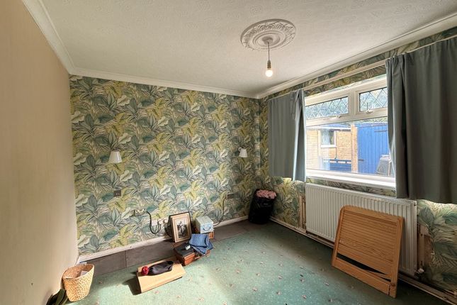 74, Grovehill Park, Llanelli photo 5