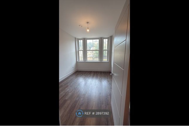 Archway House, Magpie Hall Road, Chatham photo 5
