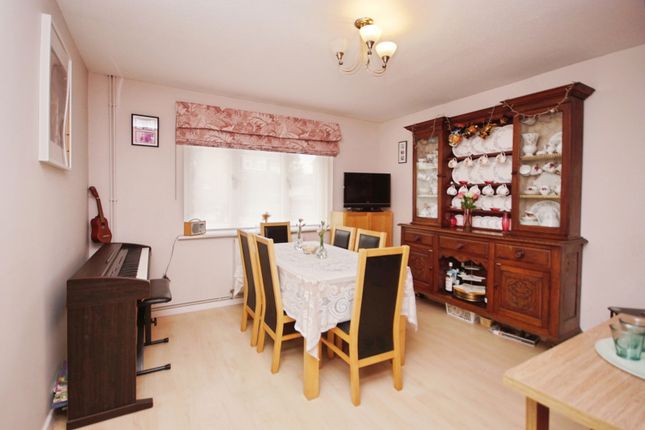 45, Manor Lane, Wotton-under-Edge photo 5