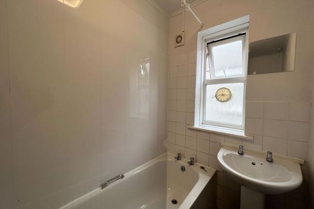 Semi-detached house to rent in Barcombe Road, Brighton