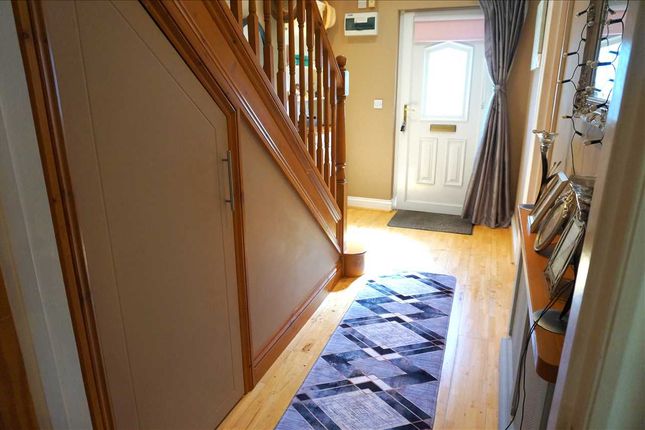 16, Campbell Road, LLANDYBIE, Ammanford photo 4