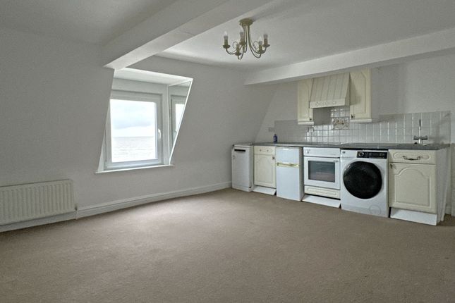 The Penthouse, Wyndham Court, The Esplanade, Sidmouth photo 2