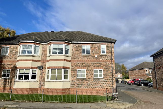 4, Swain Court, Middleton St George photo 5